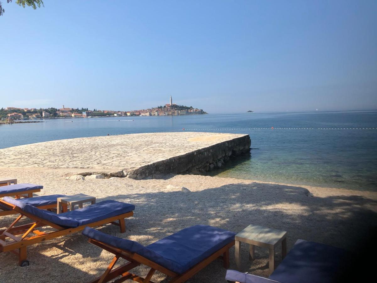 Total Escape Mobile Home Nera Camp Porton Biondi Rovinj Exteriör bild