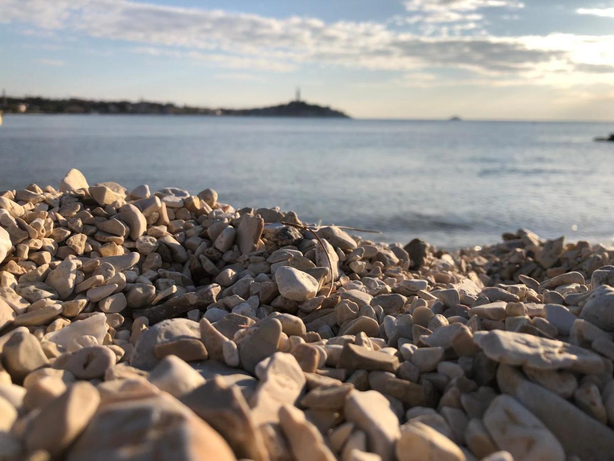 Total Escape Mobile Home Nera Camp Porton Biondi Rovinj Exteriör bild